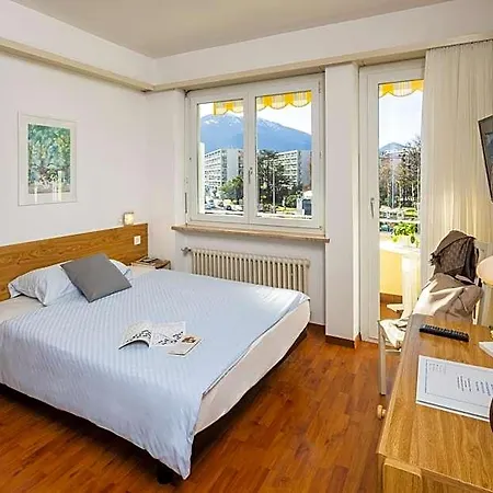 Rondinella 2* Λοκάρνο